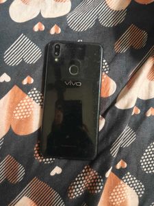 Vivo 1726 - Good Condition!