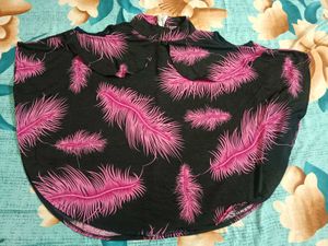 Chic Feather Print Cold Shoulder Top