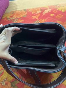 Get Adisa Bag In Good Conditioned