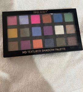 Combo Eyeshadow And L’Oreal Compact