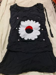 Black Flower Top