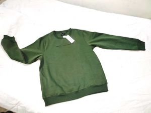 Stylish Green Sweatshirt