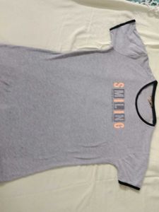 Gray &#39;Smiling&#39; Graphic Tee