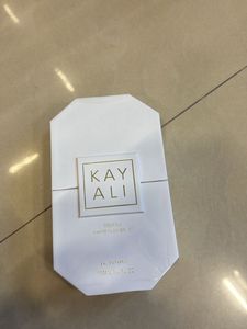Kayali White Flower Dejavu