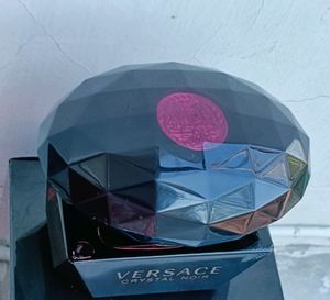 Versace Crystal Noir Eau De Toilette (50ml)