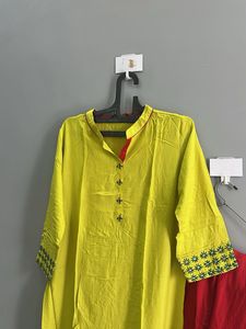 Yellow Embroidered Kurta Set (XXL)
