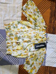 Yousta Floral Off Shoulder Top