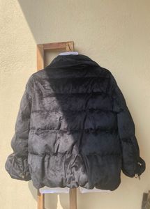 WF black padded jacket