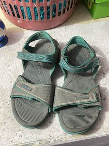 Sandals Of Spark