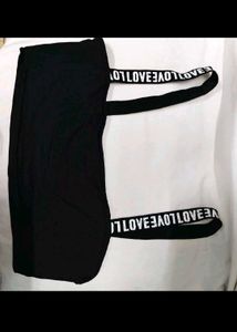 Black LOVE Crop Top Size 34 S/M