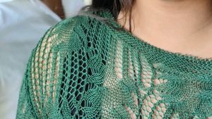Green Net Top