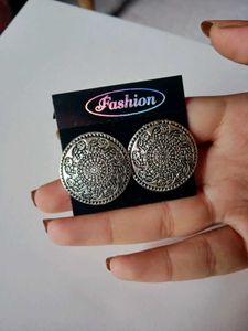 Elephant Embroidery Beautiful Earings (Silver)