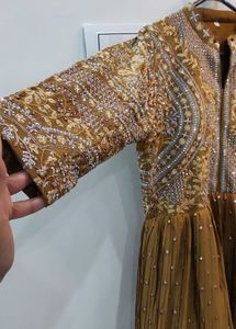 😍🔥gorgeous Gown With New Colour 😍🔥