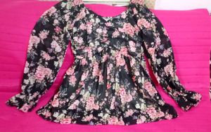 Bugs Casual Bishop Sleeves Polka Print Peplum Top