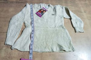 Adorable Girls&#39; Knit Tunic Top