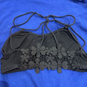Black Sports Padded Bra With Back Design