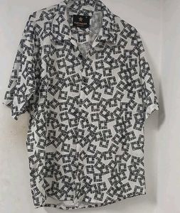 Patterned Short Sleeve Shirt