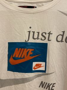 Nike Tshirt (L)