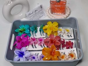 Flower Hair Claws Combo – Pack of 3 (1 L &amp; 2 S)