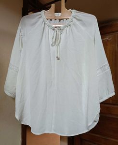 ELEGANT WHITE TOP