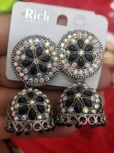 Rich Jewellery Jhumka Earrings