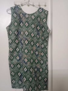 🦚Vibrant Sleeveless Top