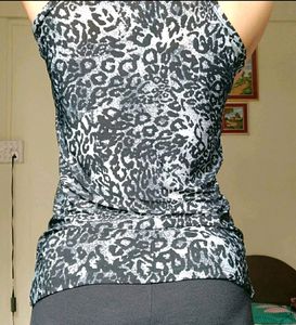 Sleeveless Top
