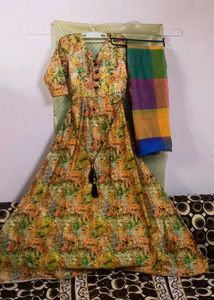 Lok Good Very Attractive Gown