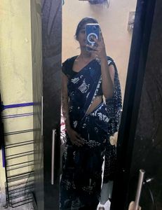 Navy &amp; White Printed Malai Cotton Saree