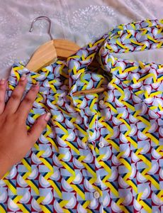 Set Of 2 Semiformal Shirts (Women)