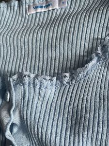 RIBBED+LACE BUTTON UP TOP