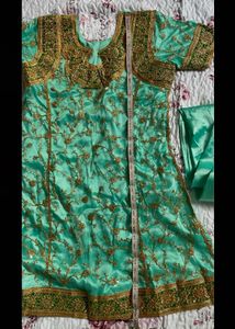 Hyderabadi Khada Dupatta 5000₹(bargainable)