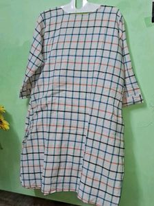 W Plaid Button-Up Top