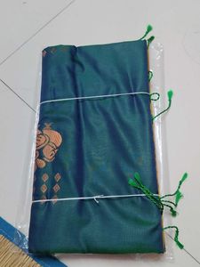 Elegant double shade Green Saree