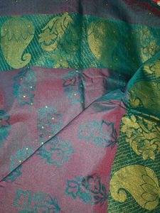 Elegant Floral Pattern Saree