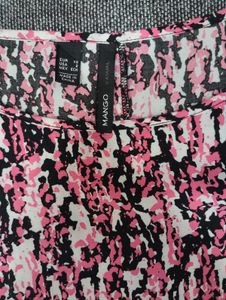 Mango 3/4 Sleeve Top