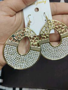 Beautiful Golden Earrings With Jarkan Stones