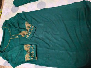 Smart Elephant Printed Green Pant Suit In Xl Size
