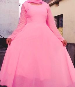 Elegant Pink Ethnic Gown