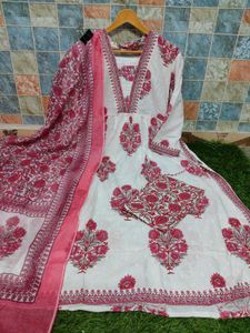 Heavy Cotton Kurta Set With Dupatta
