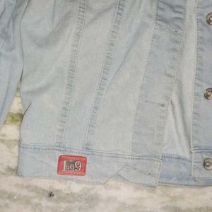 Denim Jacket, Trendy And Aesthetic!