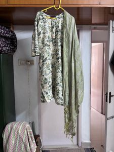 Green Botanical Print Kurta + Dupatta