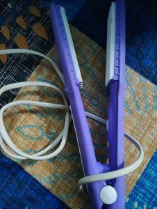 Nova Hair Straightener