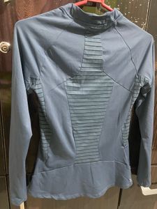 Active Wear Long Sleeves T-shirt