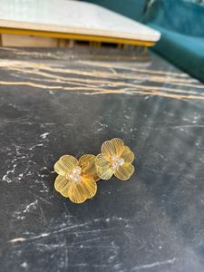 Gold Flower Earrings