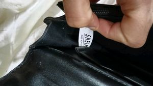 Black Studded Chain Bag