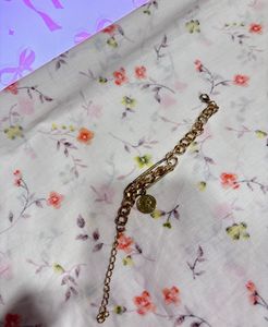 Coin Charm And Bold Design Bracelet🎀🎀