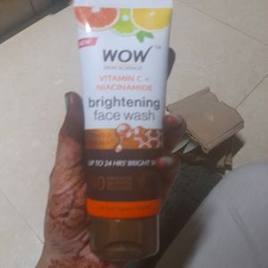 Wow Brightening Face Wash