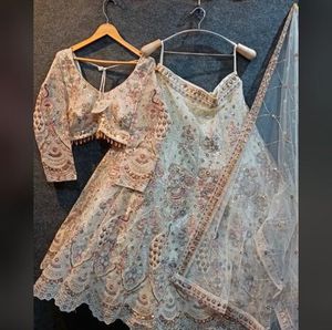 Elegant Bridal Lehenga Choli With Dupatta