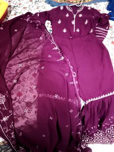 Wine 🍷 Coloured Garara